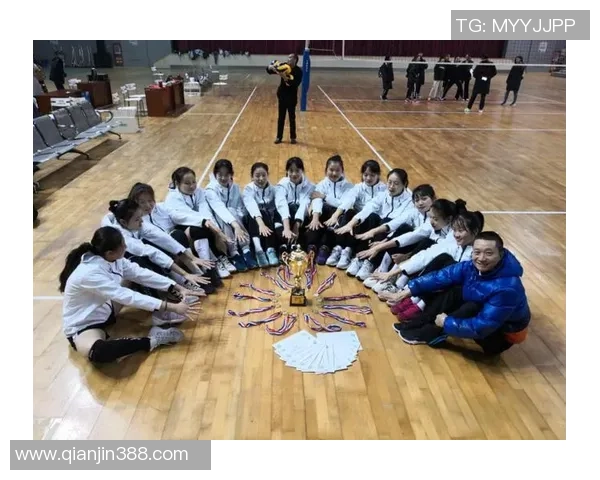 成都排球队成长之路：从默默无闻到璀璨辉煌的排球纪实故事